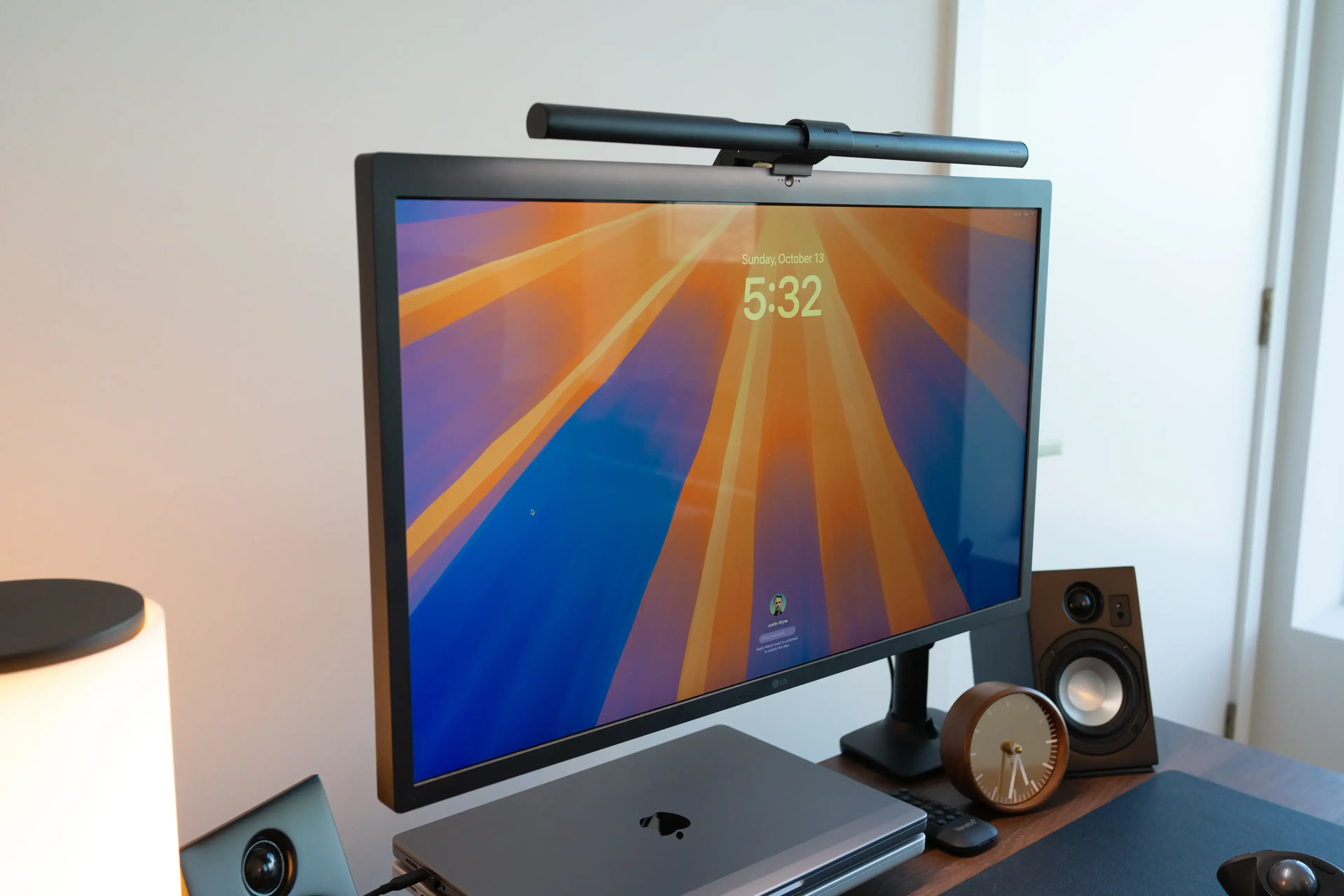 Monitor